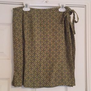 Women’s Gap Skirt
